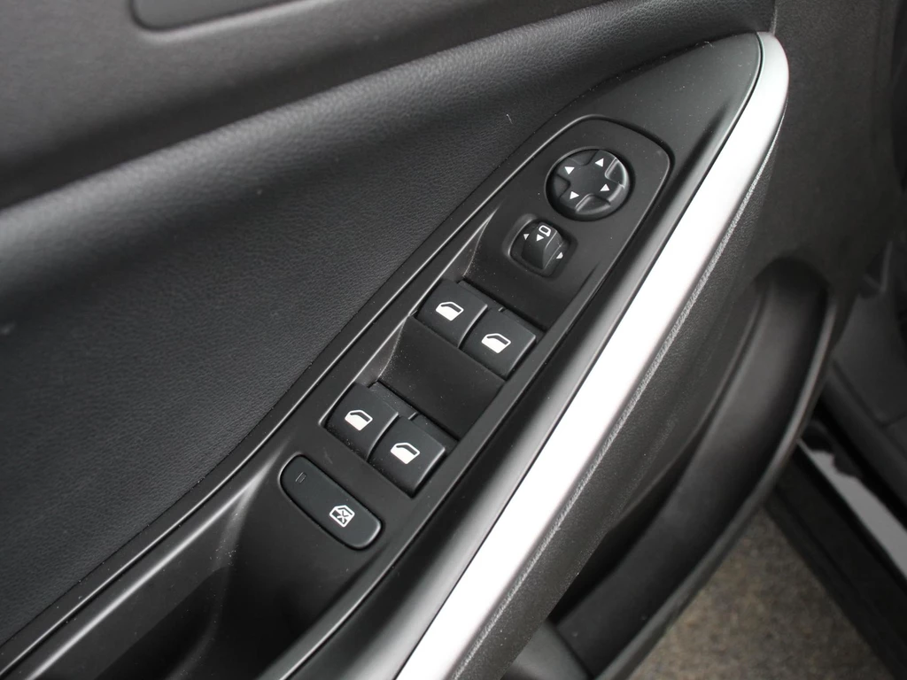 Opel Grandland – foto 17