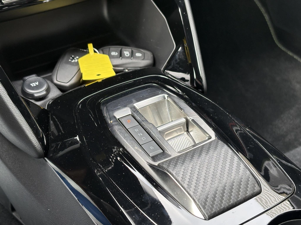 Peugeot e-208 – foto 36