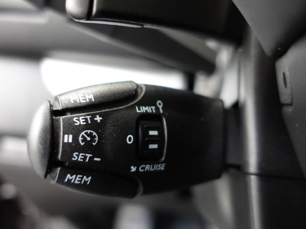 Opel Vivaro – foto 23