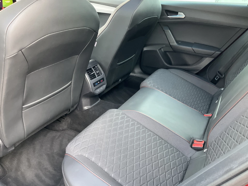 SEAT Leon – foto 15