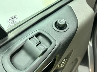Ford Transit Custom – thumbnail 11