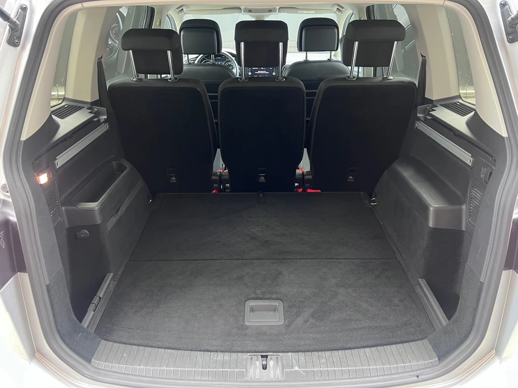 Volkswagen Touran – foto 18