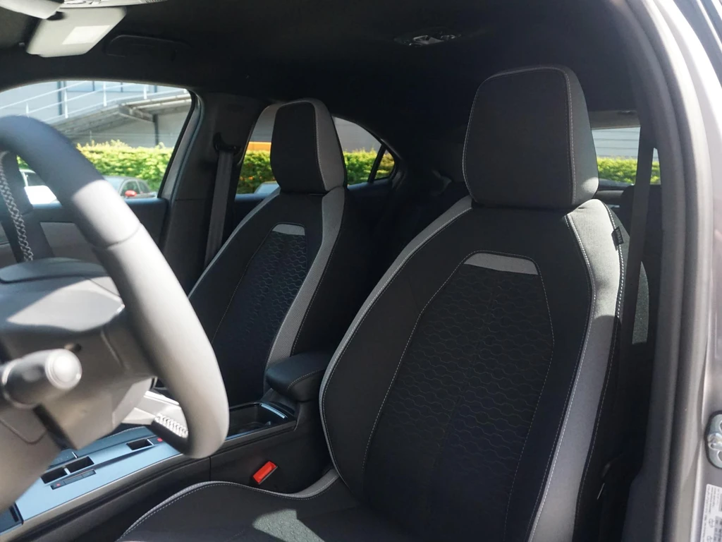 Opel Mokka-e – foto 12