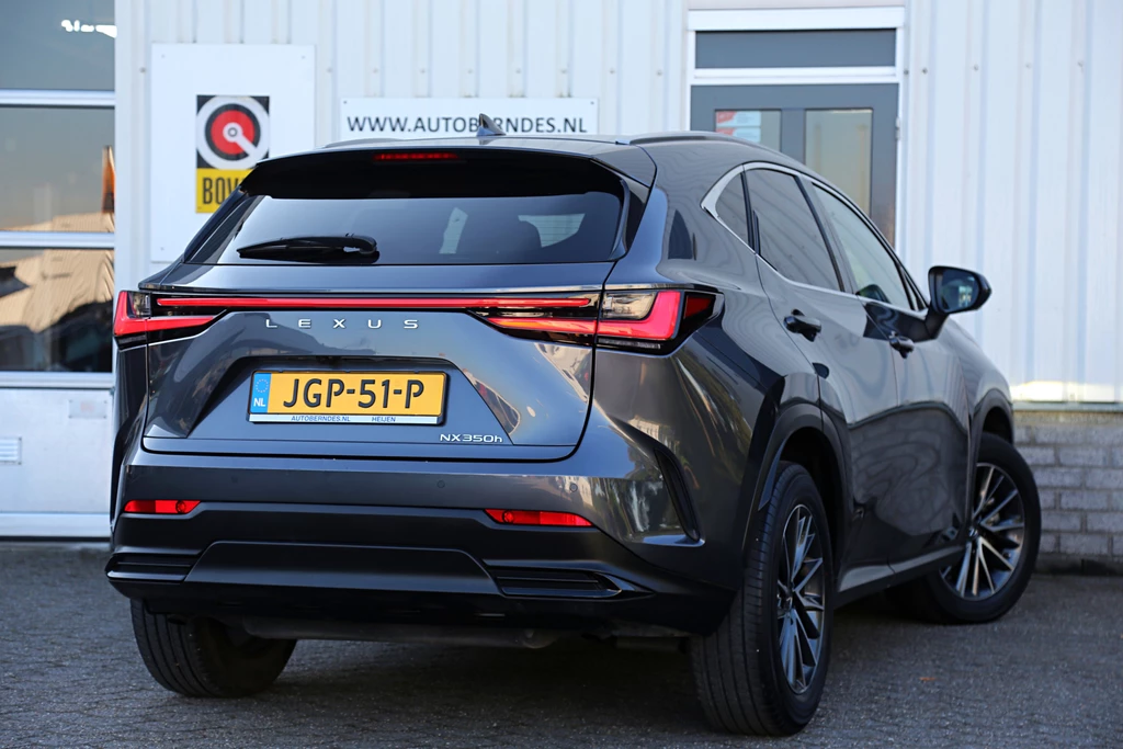 Lexus NX – foto 11