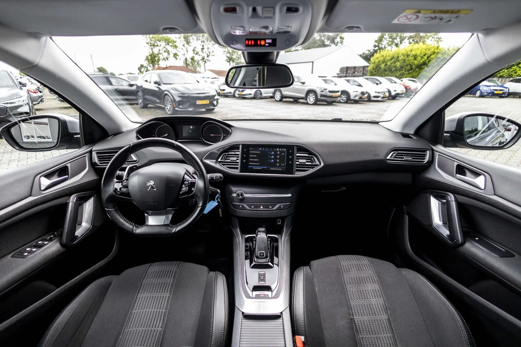 Peugeot 308 – foto 11