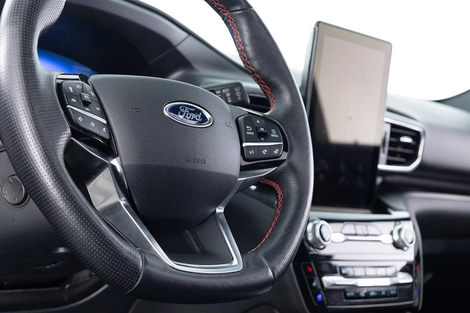 Ford Explorer – foto 25