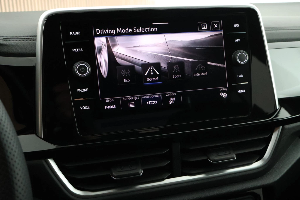 Volkswagen T-Roc – foto 31