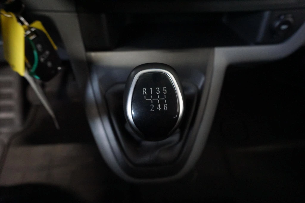 Opel Vivaro – foto 13