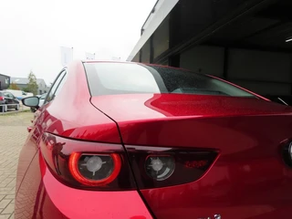 Mazda 3 – thumbnail 8