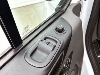 Ford Transit Custom – thumbnail 27