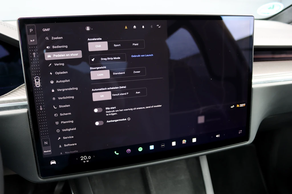 Tesla Model X – foto 32