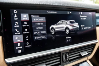 Porsche Cayenne – thumbnail 15