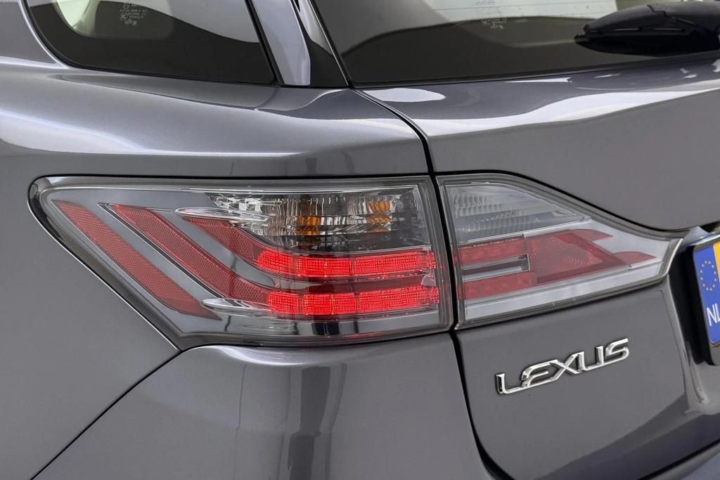 Lexus CT – foto 39