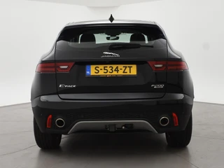Jaguar E-PACE – thumbnail 3