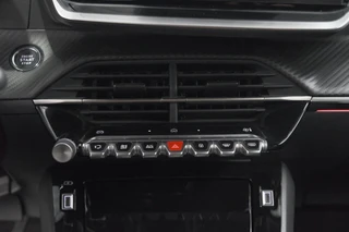 Peugeot 2008 – thumbnail 40