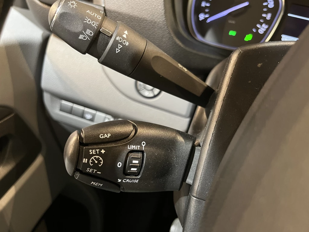 Opel Vivaro – foto 15