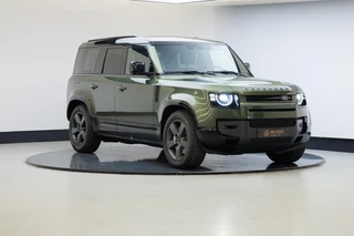 Land Rover Defender – thumbnail 7