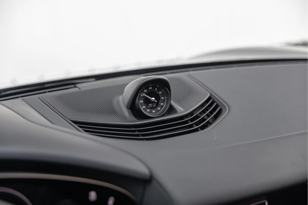 Porsche Taycan – foto 34