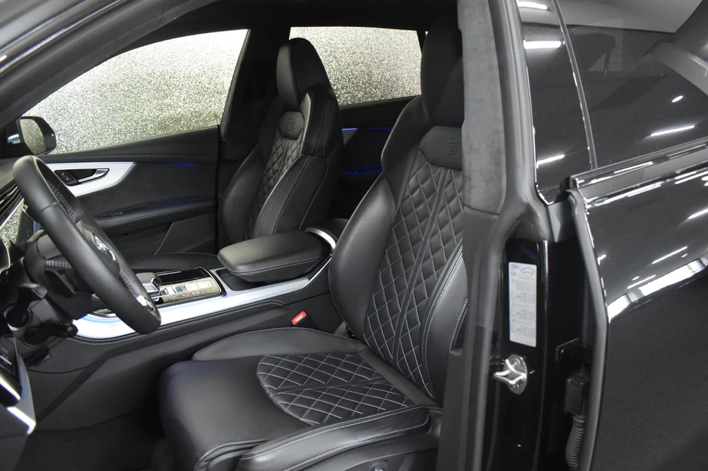 Audi Q8 – foto 8