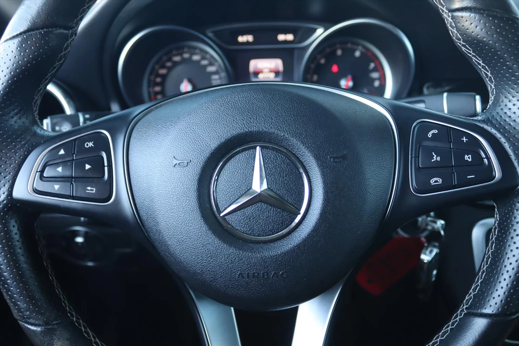 Mercedes-Benz CLA – foto 31