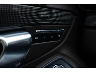 Porsche 911 – thumbnail 35
