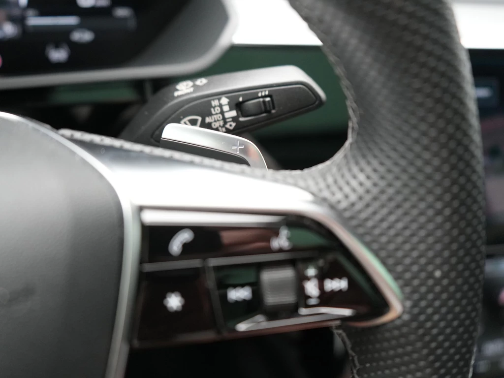 Audi Q8 Sportback e-tron – foto 24