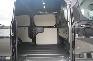 Ford E-Transit Custom – thumbnail 13