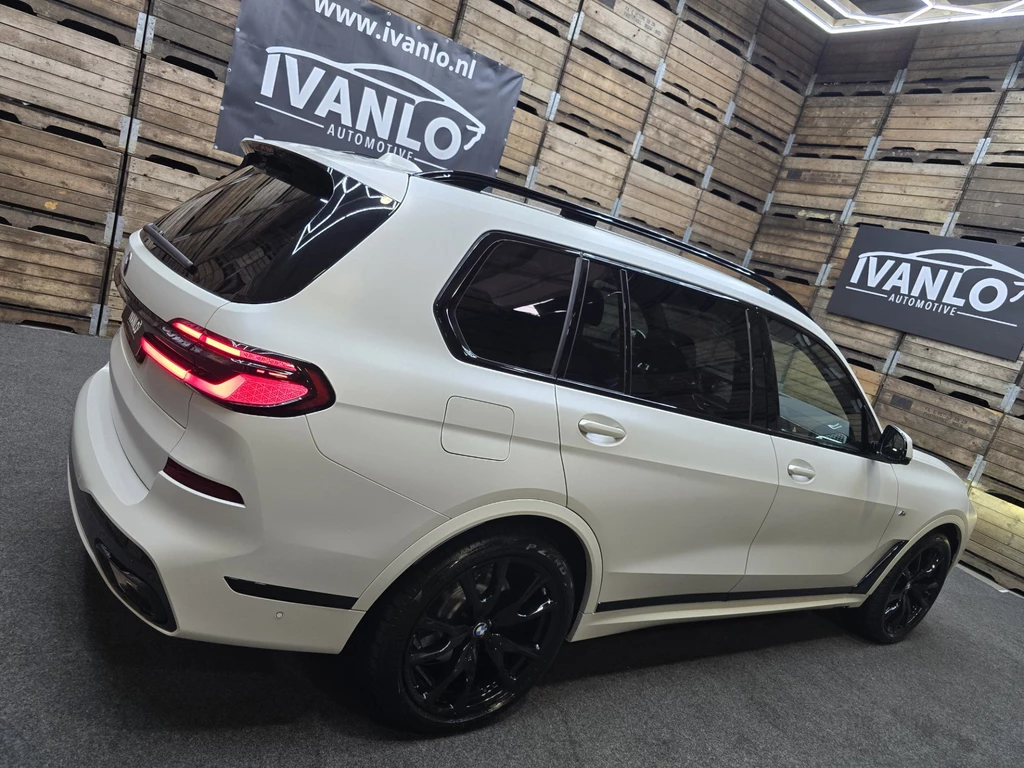 BMW X7 – foto 4