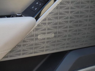 Land Rover Range Rover Velar – thumbnail 30