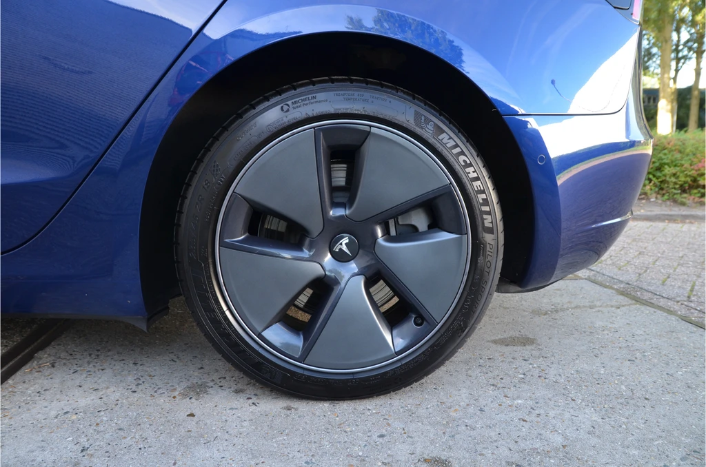 Tesla Model 3 – foto 35