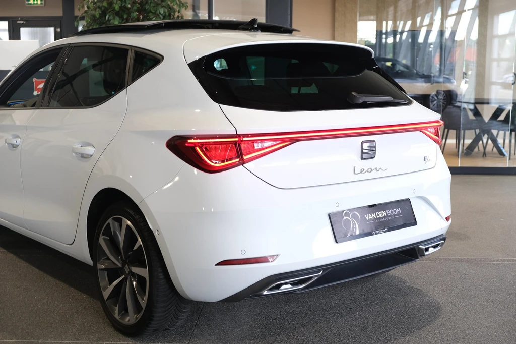 SEAT Leon – foto 8