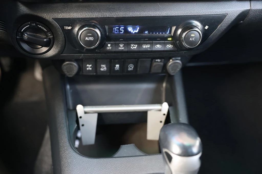 Toyota Hilux – foto 16