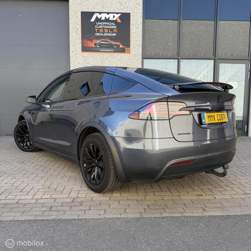 Tesla Model X – foto 4