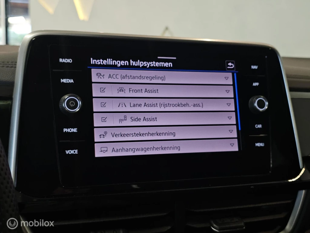 Volkswagen T-Roc – foto 42