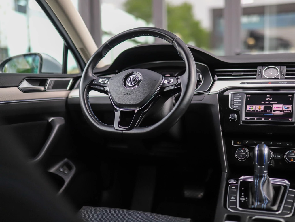 Volkswagen Passat – foto 17