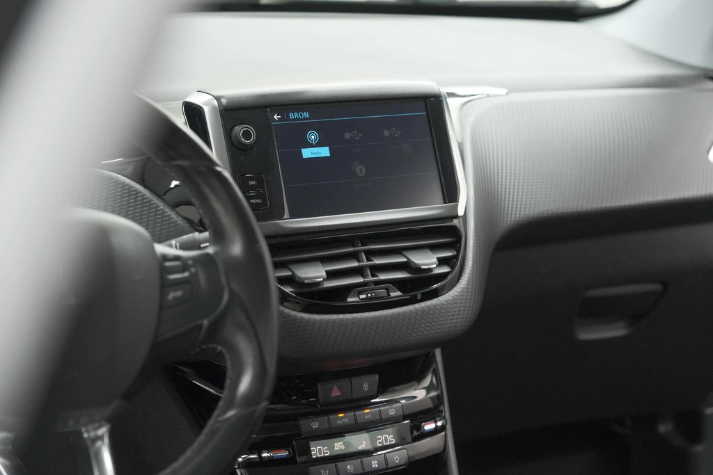 Peugeot 208 – foto 75