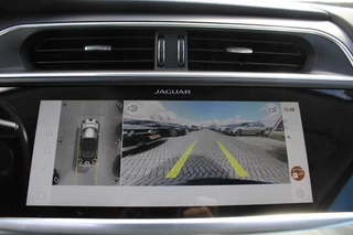 Jaguar I-PACE – thumbnail 5