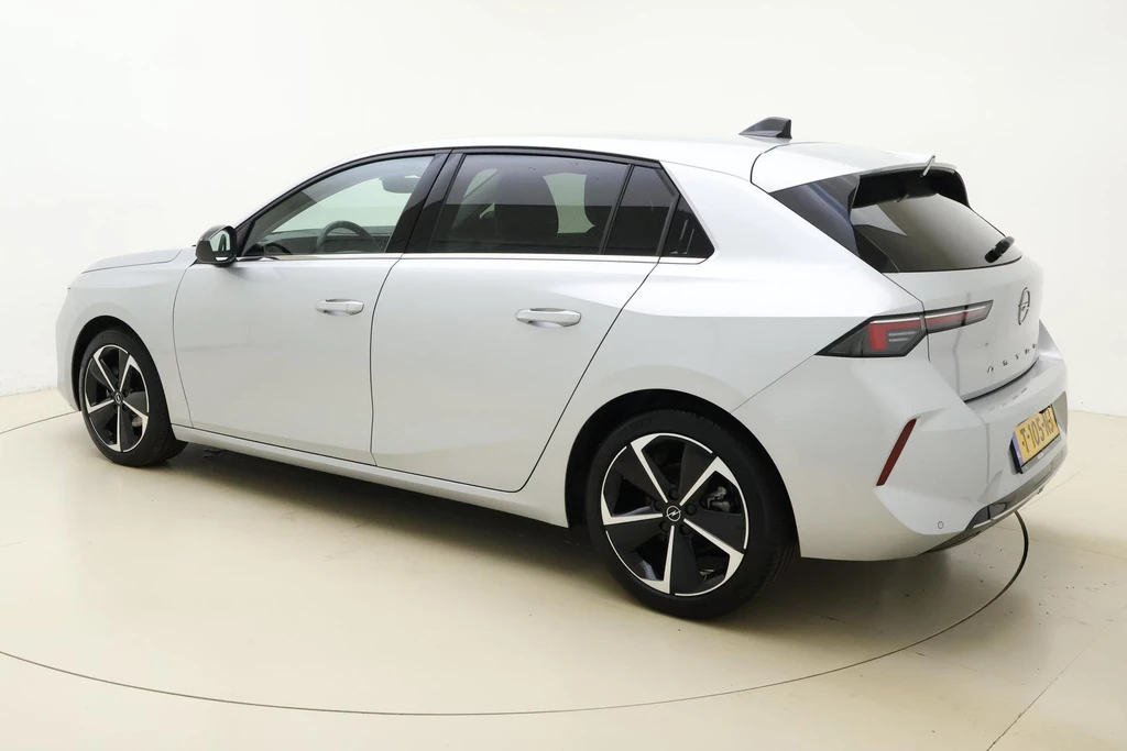 Opel Astra – foto 4