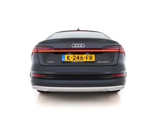Audi e-tron – thumbnail 3