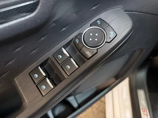 Ford Kuga – thumbnail 28