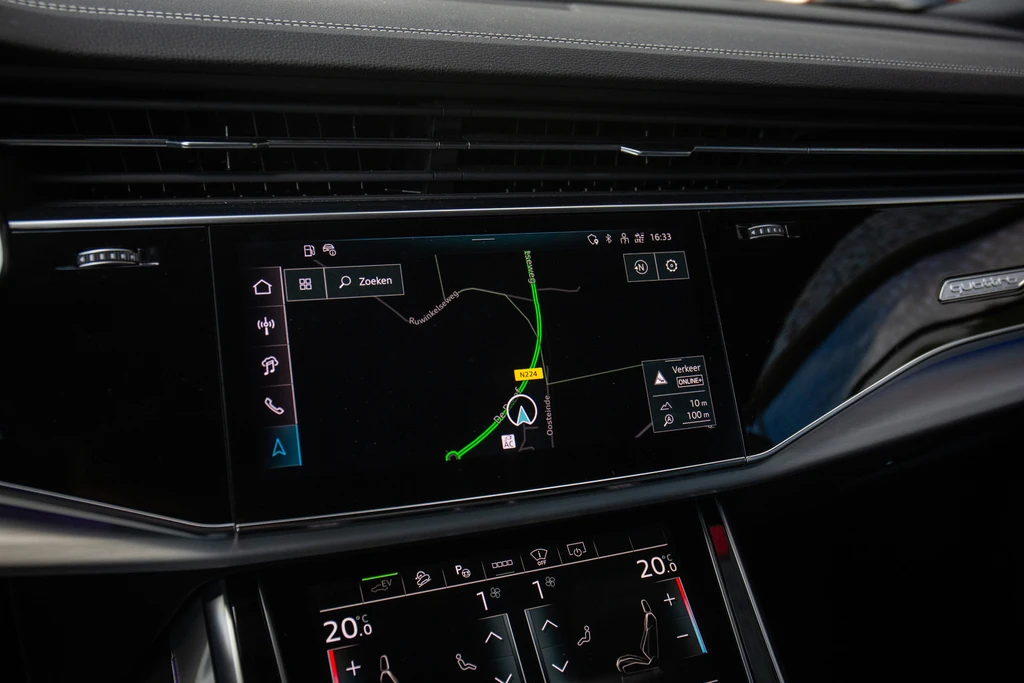 Audi Q8 – foto 15
