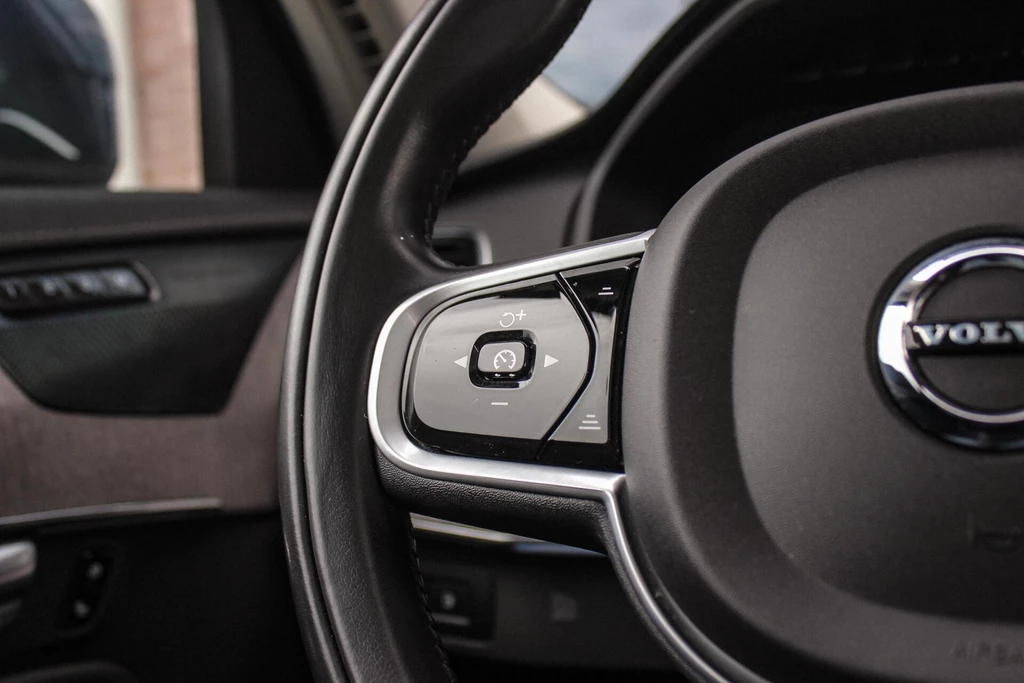 Volvo XC90 – foto 29