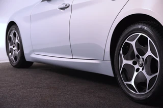 Alfa Romeo Giulia – thumbnail 32