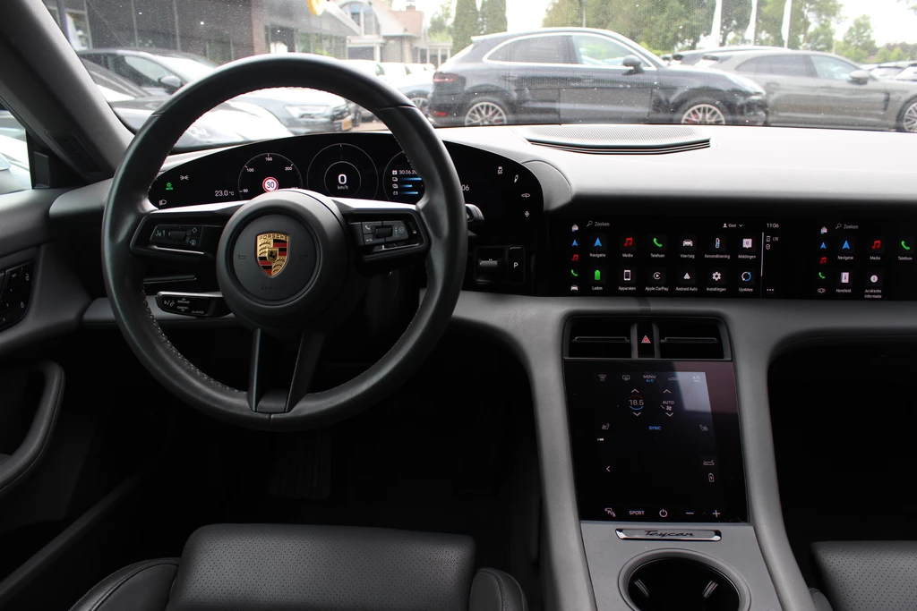 Porsche Taycan – foto 12