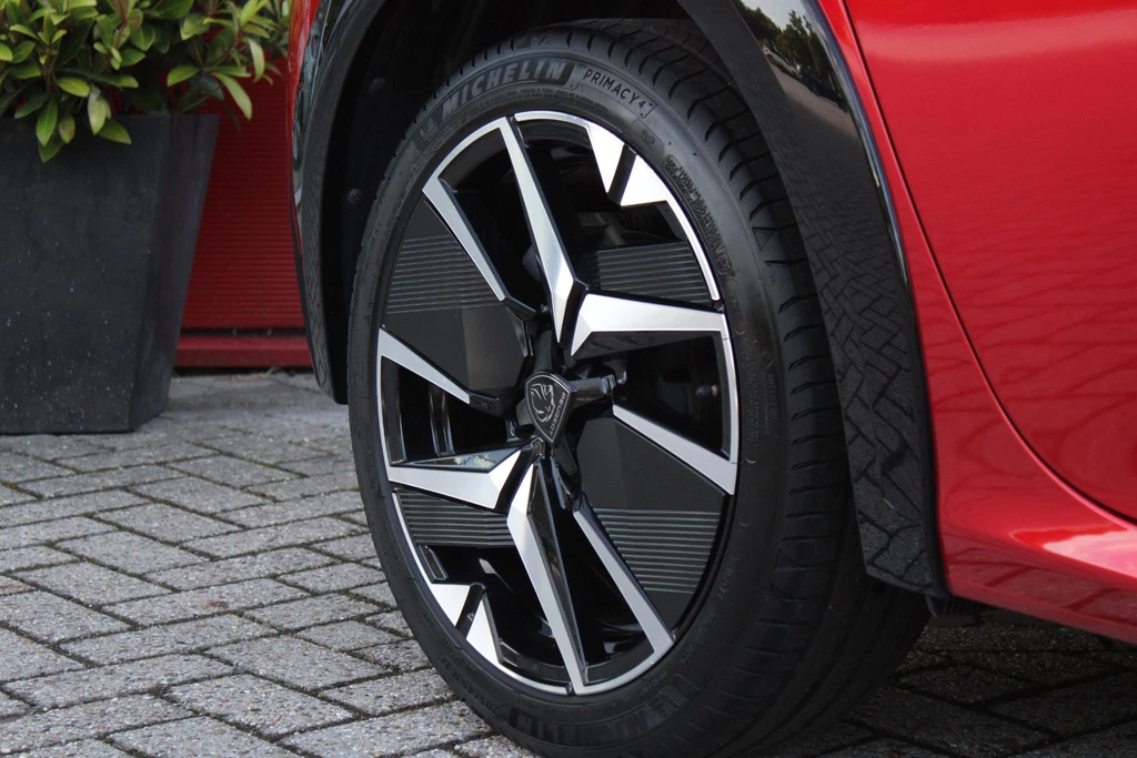 Peugeot 208 – foto 17