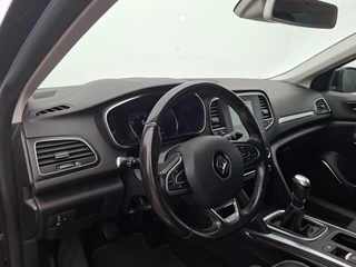 Renault Mégane Estate – thumbnail 17