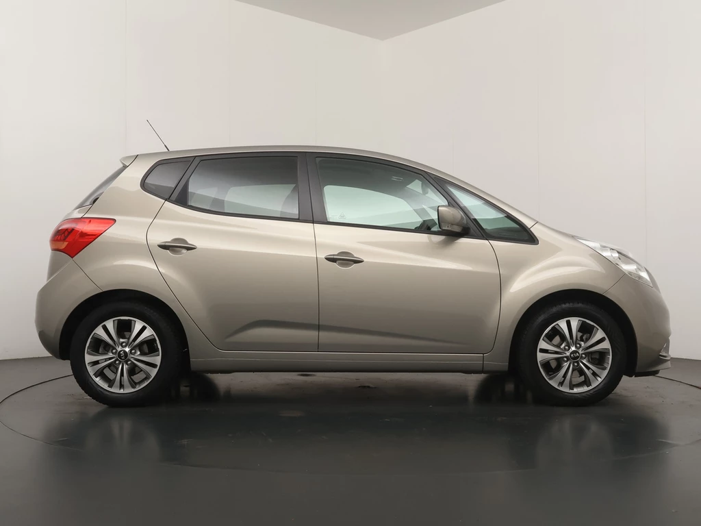 Kia Venga – foto 9