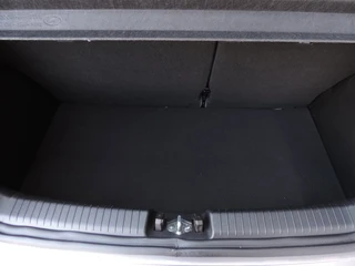 Hyundai i10 – thumbnail 42