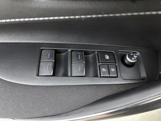 Toyota Corolla Touring Sports – thumbnail 35