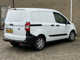 Ford Transit Courier – thumbnail 5